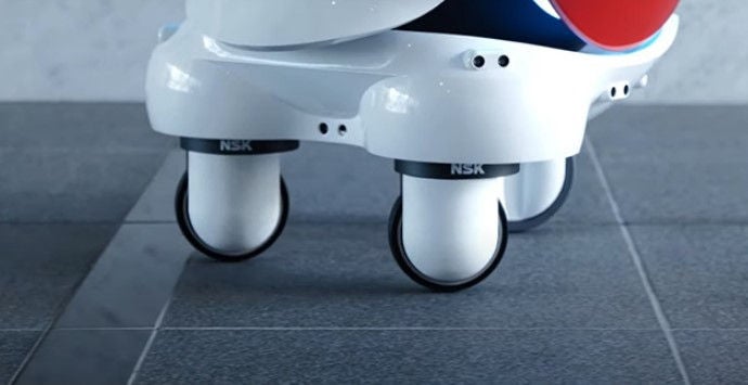 NSK'nın Active Caster ünitesi her yöne hareket edebilir, ağır yükleri taşıyabilir ve eğimli yüzeylerden geçebilir. 