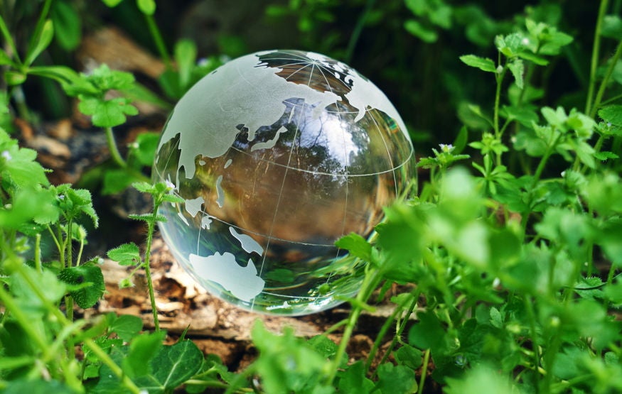 1)	Merkezi Japonya’da bulunan NSK, çevre sorumluluğu alanında olağanüstü başarılarını kanıtlayan en iyi 275 şirket arasında yerini aldı