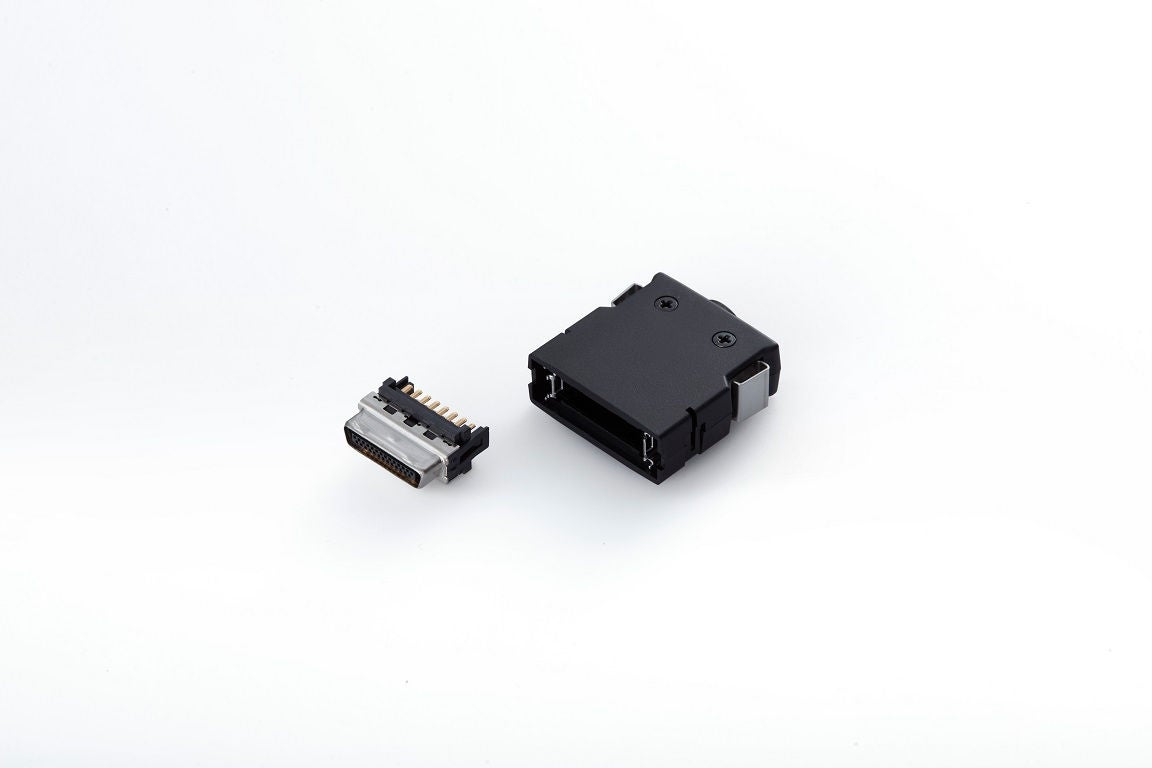 IO connector for EGC